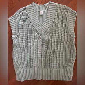 a new day Women’s V-Neck Sweater Vest - Light Green
